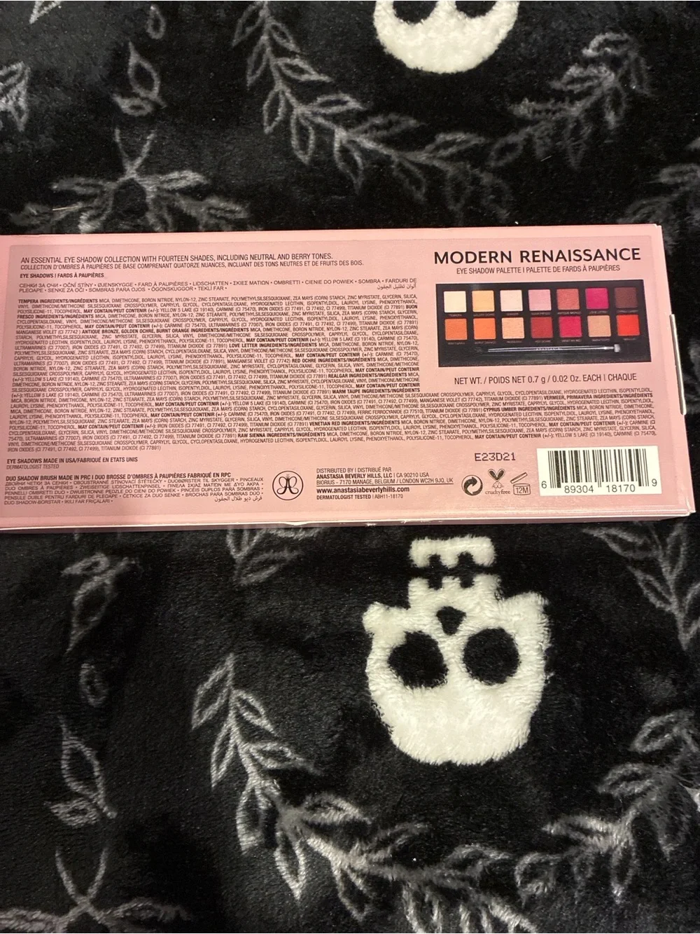 Eyeshadow palette